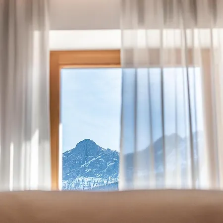 Small Luxury Lausa Appartamento