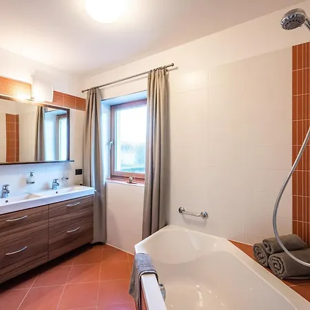 Appartamento Small Luxury Lausa